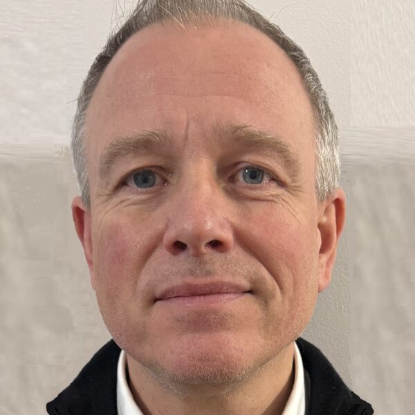 Picture of Councillor Simon Holmes